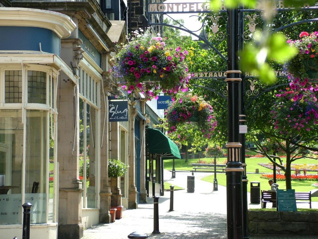 Shannon Court Harrogate Exteriör bild