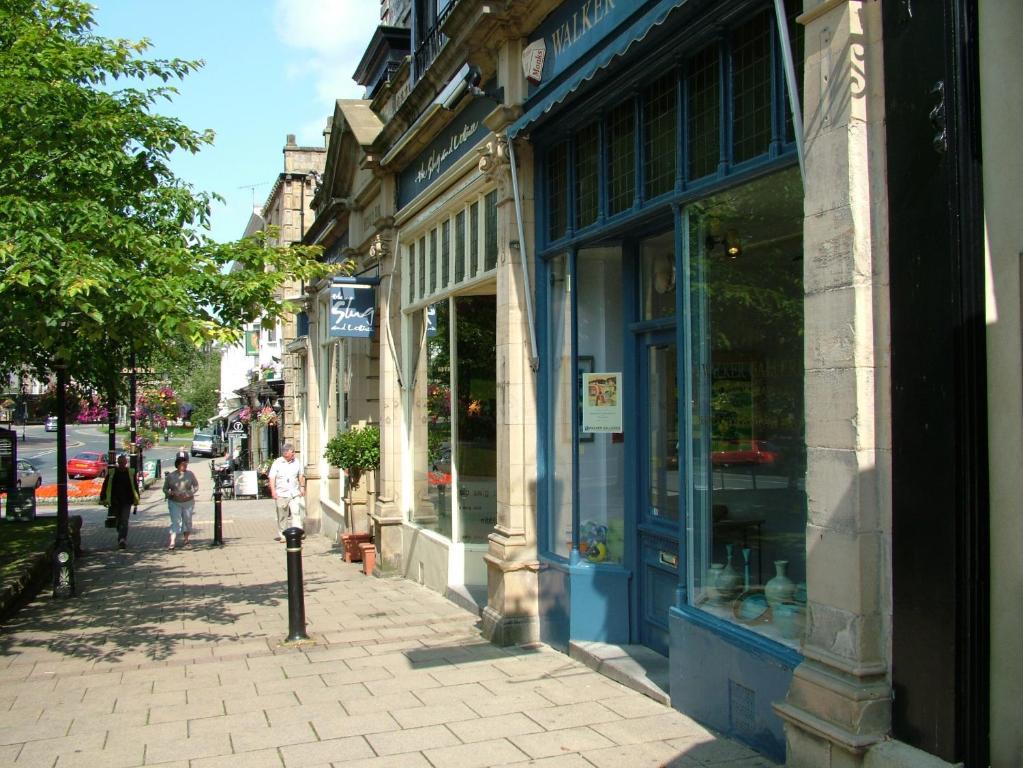 Shannon Court Harrogate Exteriör bild