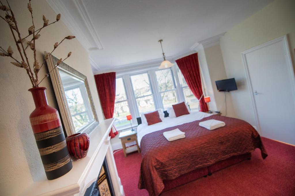 Shannon Court Harrogate Rum bild